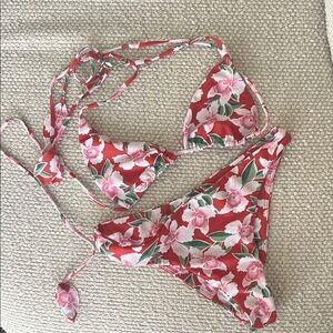 Benoa Swim - Vintage Orchid Red Floral Bikini Bottom